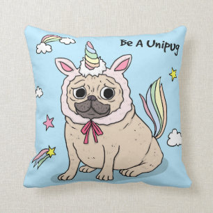 Generad mops med Unicornhatten på Kudde