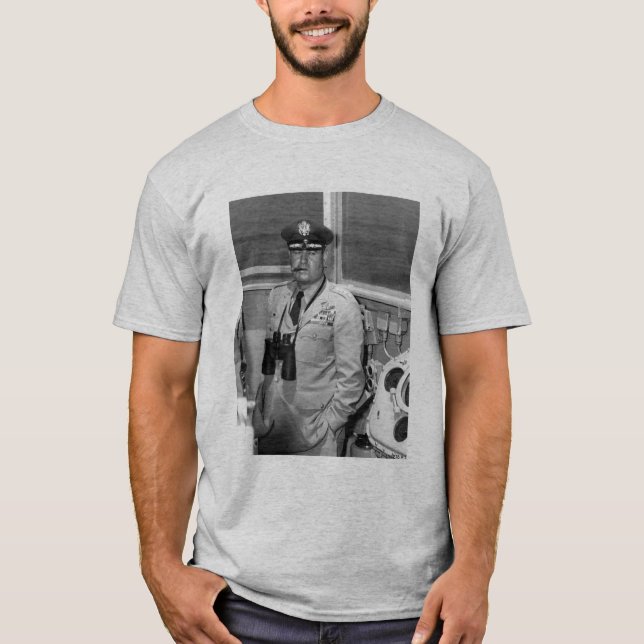 General Curtis Lemay och citationstecken - grå T-shirt (Framsida)