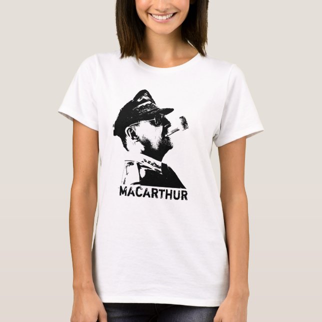 General Douglas MacArthur Tee (Framsida)