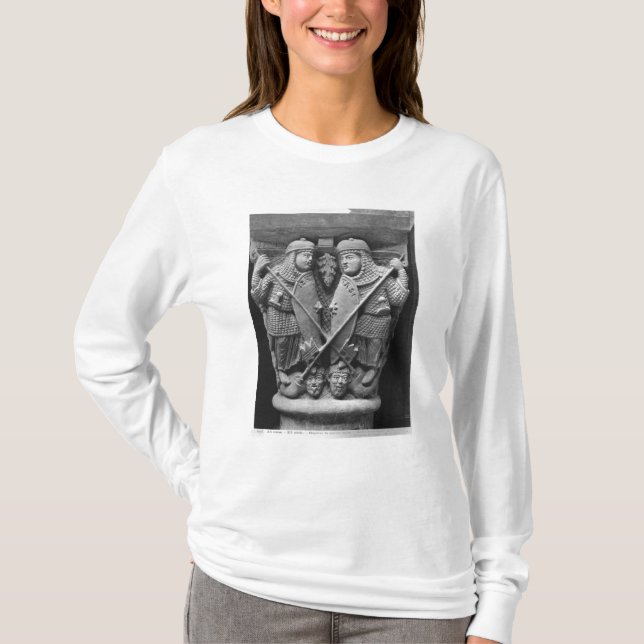 Generositet och välgörenhet som tränger igenom två t-shirt (Framsida)
