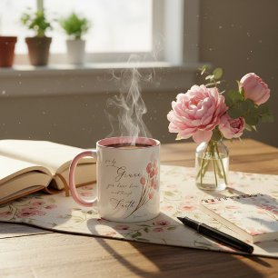 Genom nåd har ni blivit frälsta, rosa blommig mugg
