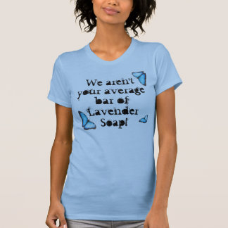 Genomsnittlig lavendeltank t shirt