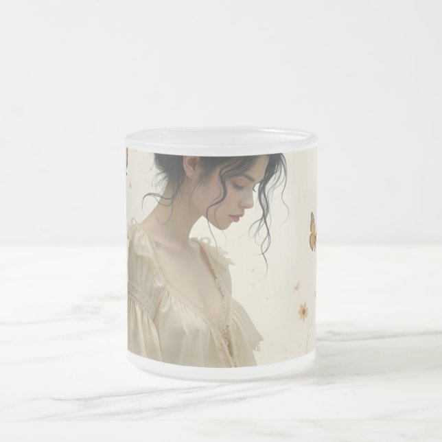 Gentle Elegance in a Butterfly Dance Frostad Glasmugg (Center)