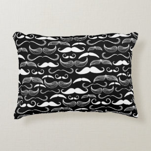 Gentleman klubb. Mustaschmönster Prydnadskudde