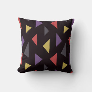 Geo Triangles Multicolor Dekorativ kudde