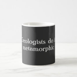Geologer gör det med metamorfa sten kaffemugg