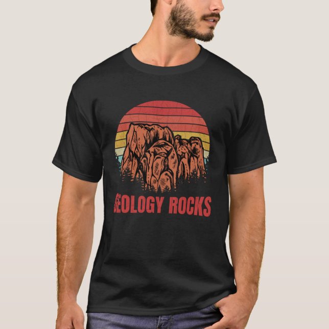 Geology Rocks  Geologist Rock Collector  Graphic T Shirt (Framsida)