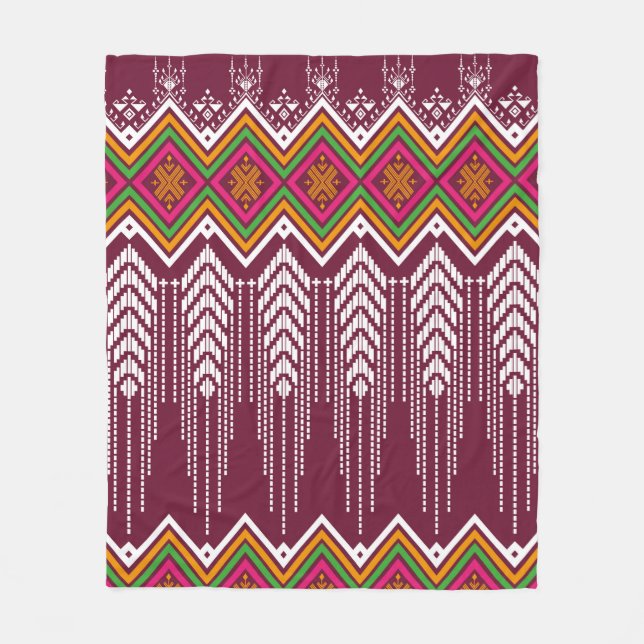 Geometric ethnic pattern traditional background, v fleecefilt (Framsidan)