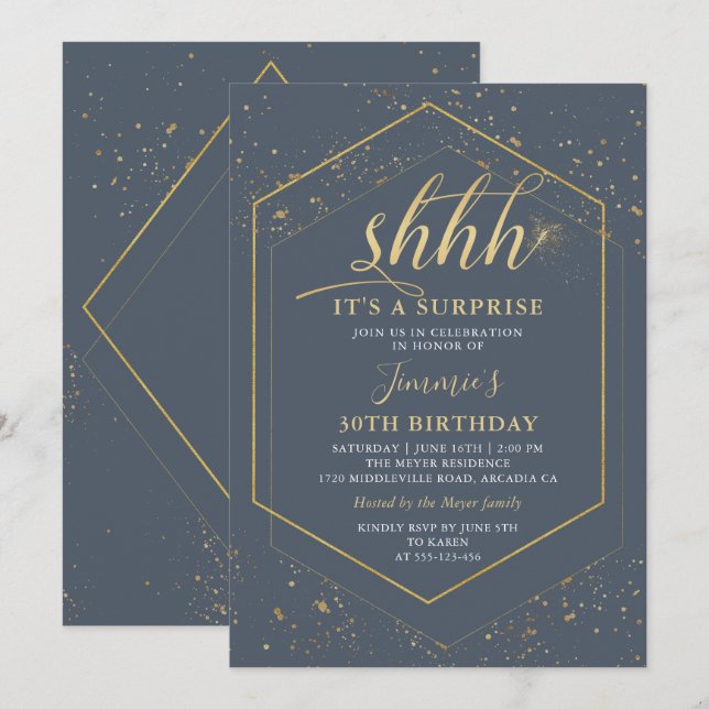 Geometric Grått Guld Surprise Birthday-inbjudan Inbjudningar (Fram/baksida)