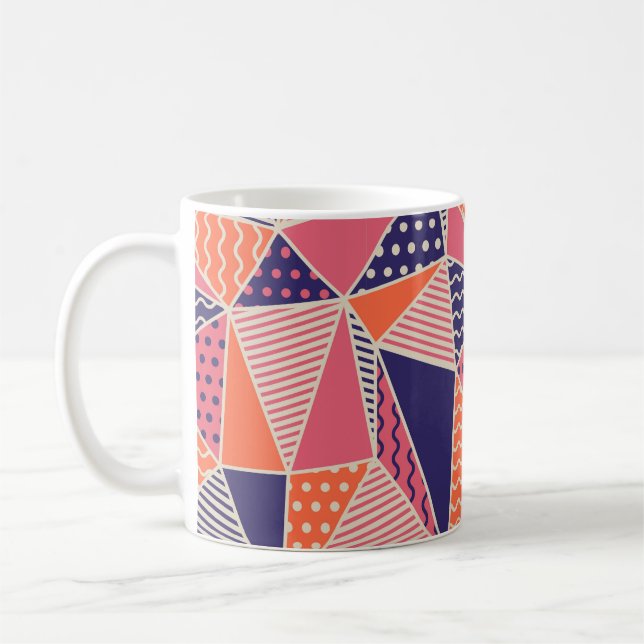 Geometric mönster. Abstraktens triangelbakgrund. V Kaffemugg (Vänster)
