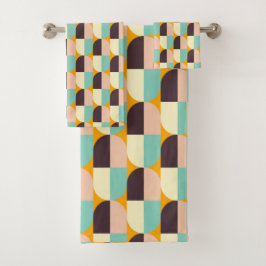 Geometric pattern with overlapping half-circles