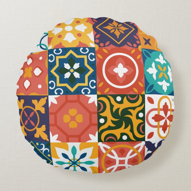 Geometric Vintage Tiles Ornate Mönster Rund Kudde (Framsidan)