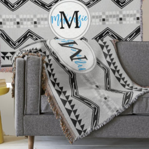 Geometrisk Aztec Svart och Grå Monogram Mönster Mysfilt