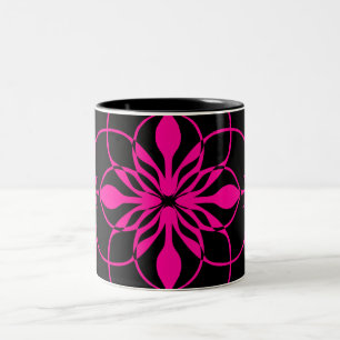 Geometrisk blomma i shock rosa och svart Två-Tonad mugg
