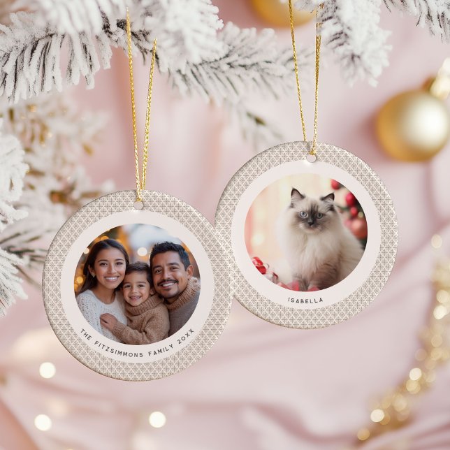Geometrisk Brun och Vit Skandinavisk 2 Bilder Julgransprydnad Keramik (Neutral Snowflake Modern 2 Photo Christmas Ornament Brown)