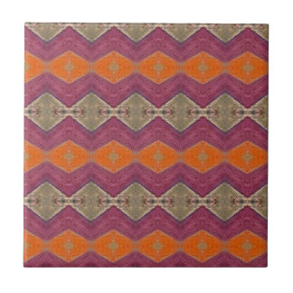 Geometrisk design orange lila beige kakelplatta