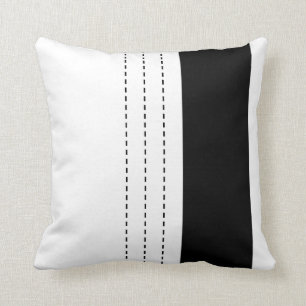 Geometrisk designlinje Dash Mönster Black och Whit Kudde
