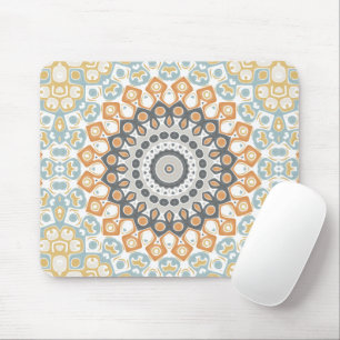 Geometrisk mandala i orange, grått och blått musmatta