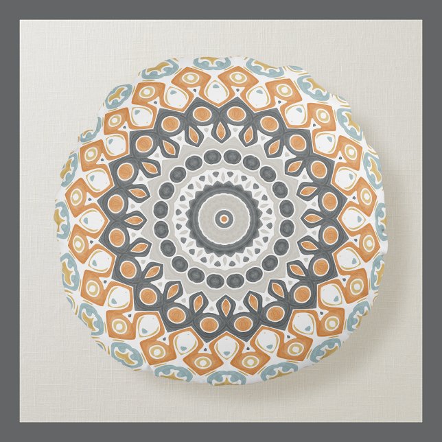Geometrisk mandala i orange, grått och blått rund kudde (Skapare uppladdad)