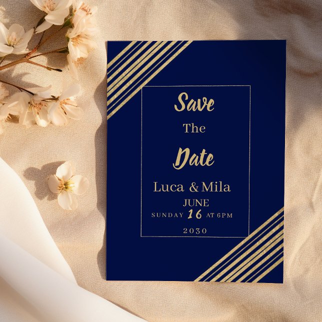 Geometrisk marinblå guld typografi Spara datum Inbjudningar (Geometric navy blue gold typography Save the Date)