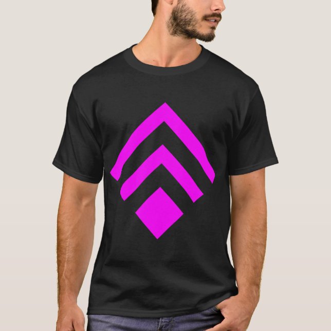 Geometrisk pil 02 - Magenta T Shirt (Framsida)