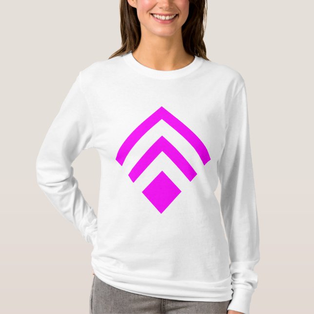 Geometrisk pil 02 - Magenta Tee Shirt (Framsida)