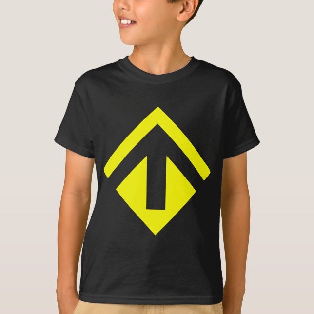Geometrisk pil 02 tee shirt (Framsida)