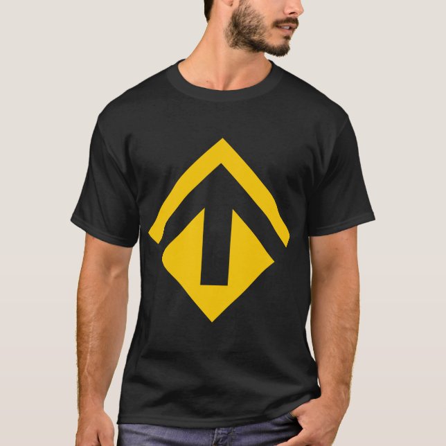 Geometrisk pil 03 tee (Framsida)