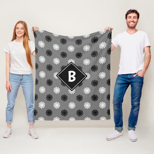 Geometrisk svart vit grå blommig monogram initial fleecefilt (På plats)