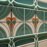 Geometrisk symmetri i modern Abstrakt i mitten av  Kakelplatta<br><div class="desc">Denna utsökta moderna keramiska tegel i mitten av århundradet är en kärleksfull hyllning till den tidsinställda konst- och hantverksrörelsen. Expertutformat i vår workshop i Barcelona har den symmetriska former för abstrakt och imiterar den fängslande alluven från moderna ansiktsbrickor i mitten av århundradet. Den symmetriska utformningen är ett uttryck för en...</div>