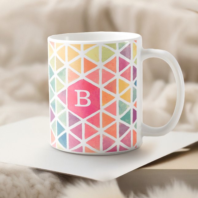 Geometrisk triangel Mönster Monogram vattenfärg Kaffemugg (Brighten your day with this colorful pastel triangle patterned mug with a  monogram. )