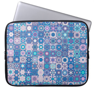 Geometriska former och blommor av abstrakt, sömlös laptop fodral