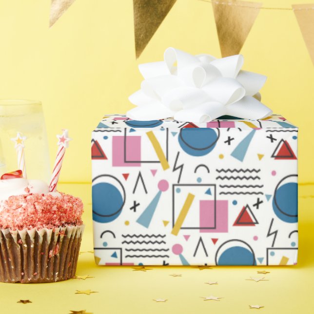Geometriska former på 90-talet presentpapper (Födelsedagsfest)