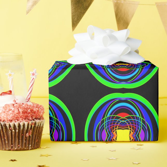 Geometriska regnbågsformer av färg presentpapper (Födelsedagsfest)