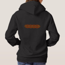 Geometriskt broderat utseende
