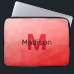Geometriskt rutnät mönster Monogram Laptop Fodral<br><div class="desc">Monogram Anpassa med din anpassningsbar från början och namn. Röd övertoning,  geometriskt nät mönster. Triangelns geometriska nät med ljusröd mörk-övertoning. mönster,  ombre,  nät,  trianglar,  geometri,  geometri,  övertoning,  coola,  triangel,  ljus,  röd</div>