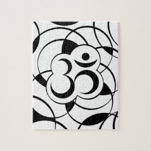 Geometriskt svartvitt Om-symbol Pussel