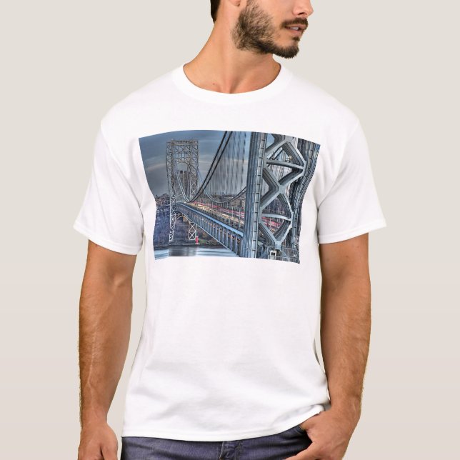 George Washington överbryggar & den röda fyren NYC Tee (Framsida)