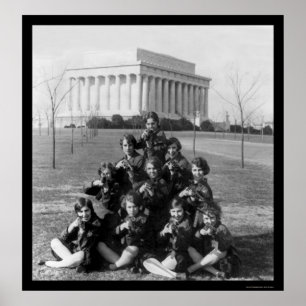 George Washington Universiteten Girls Rifle Team 1 Poster