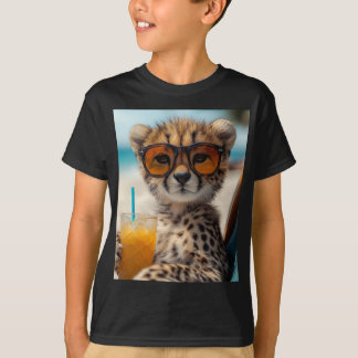 Gepard mit entspannter Strandstimmung T Shirt