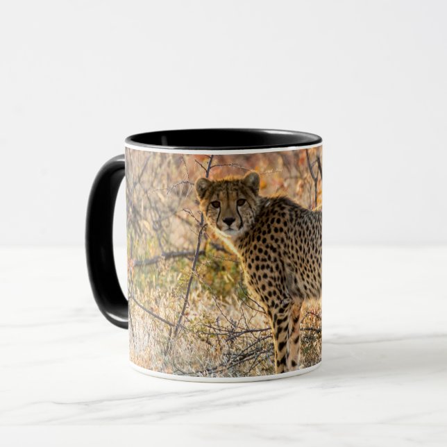 Gepard ser sig omkring mugg (Framsida vänster)