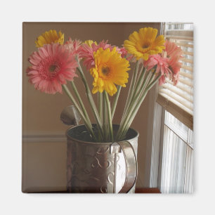 Gerber daisy magnet
