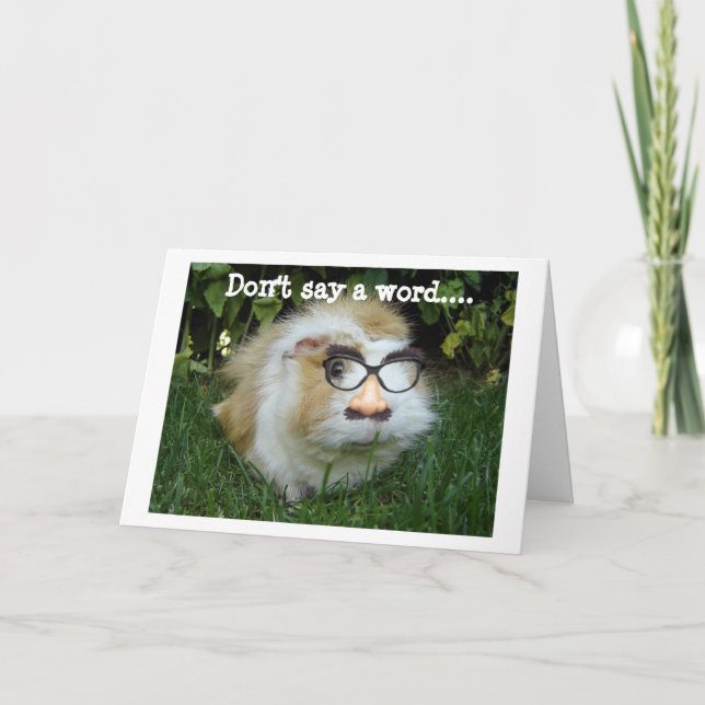 GERBIL I DISGUISKT REDO TILL PARTY FÖR BIRTHDAY KORT (Framsida)