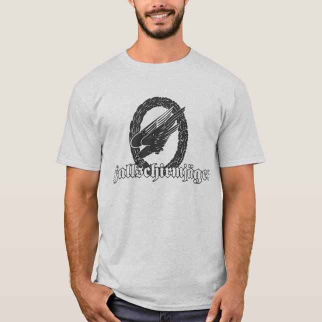 German Fallschirmjager Decal Tee Shirt (Framsida)