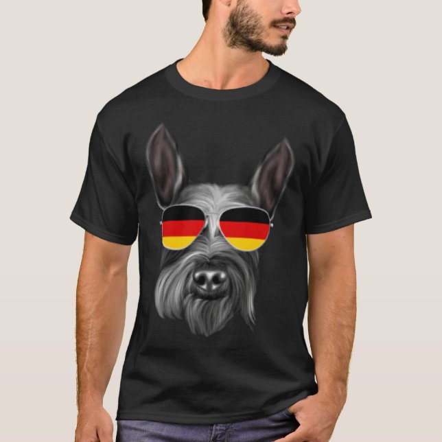 German Flag Giant Schnauzer Dog Germany Pocket T Shirt (Framsida)