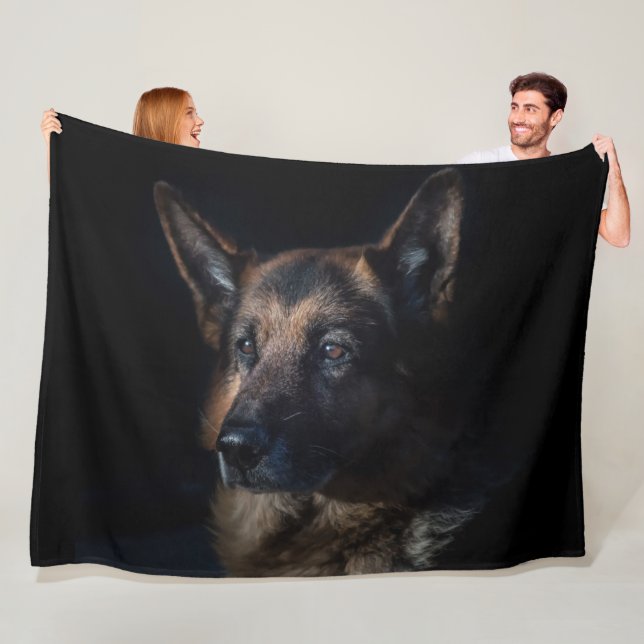 GERMAN SHEPHERD FLEECEFILT (På plats)