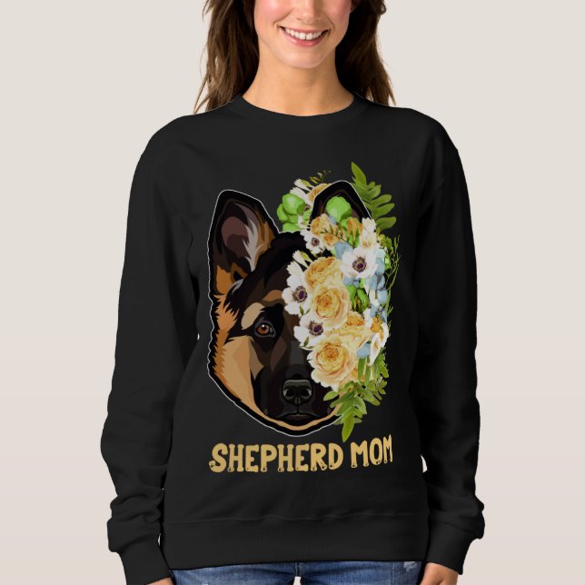 German Shepherd Mom Flowers Apparel Shepherd Mama  T Shirt (Framsida)