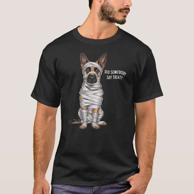 German Shepherd Mummy Halloween Dog T Shirt (Framsida)