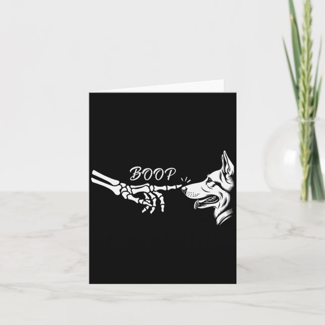 German Shepherd Skeleton Hand Boop Halloween Pet W Kort (Framsida)