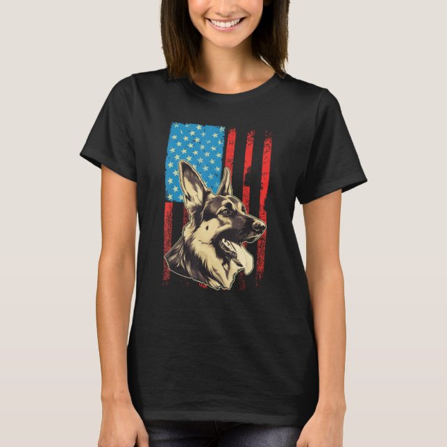 German Shepherd USA American Flag 4th of July Grun T Shirt (Framsida)
